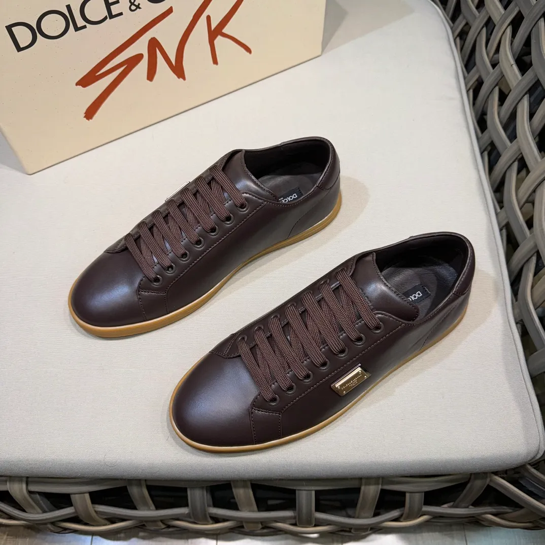 Men's Men's Shoes 💰400 [New Style] 🐝🐝DG—Dolce&G men's calfskin sneakers Portofino Yacht shoes, simple and versatile design, unique saddle leather soles. The Dolce &G logo rear wing is the icing on the cake. Imported cowhide + rubber outsole Size: 39-44 (customized at 38.45)